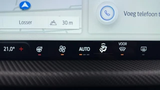 Ford Kuga – thumbnail 16