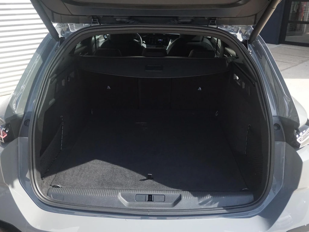 Peugeot e-308 – foto 38