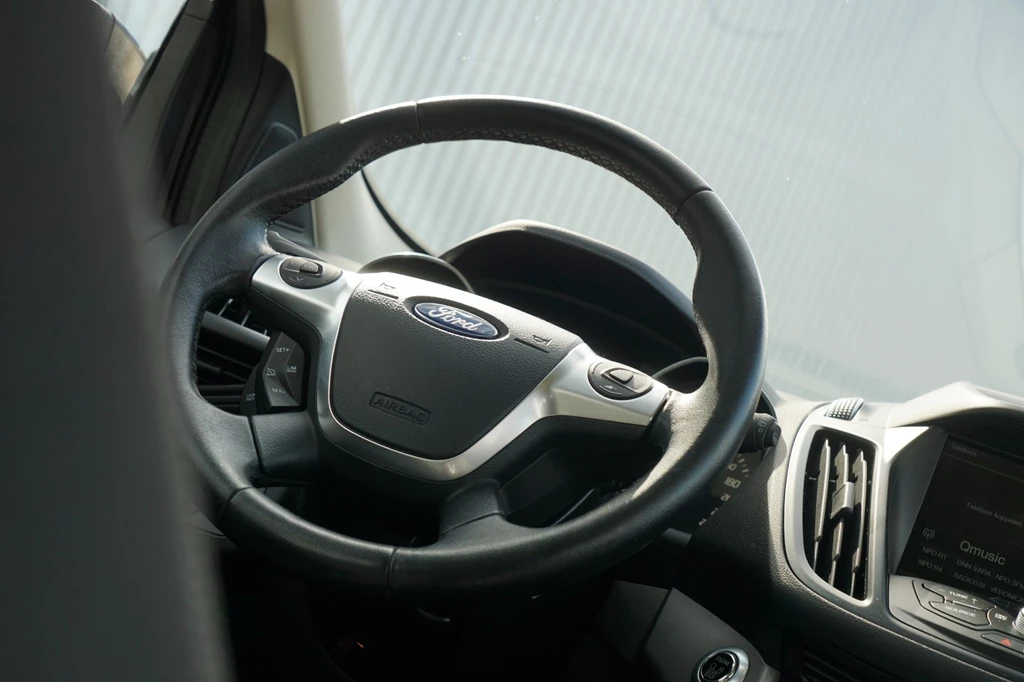 Ford Kuga – foto 13