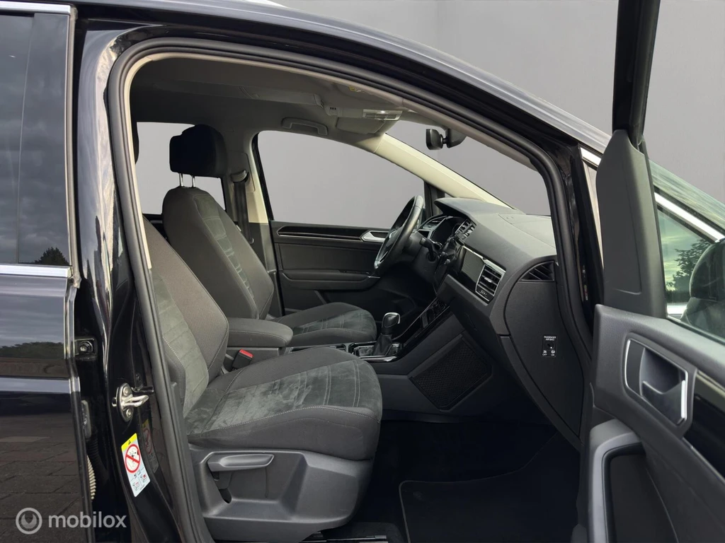 Volkswagen Touran – foto 17