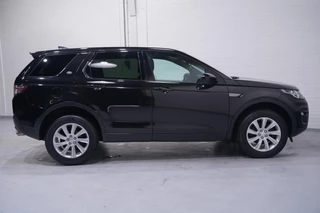 Land Rover Discovery Sport – thumbnail 8