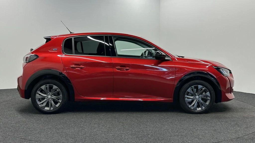 Peugeot e-208 – foto 6
