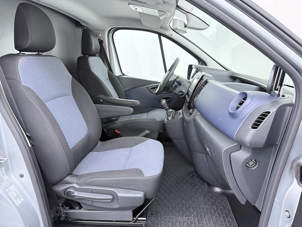 Opel Vivaro – foto 28