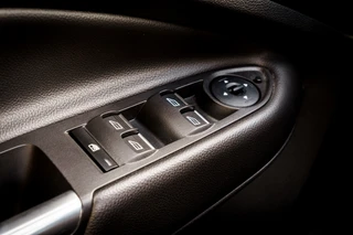 Ford Kuga – thumbnail 46