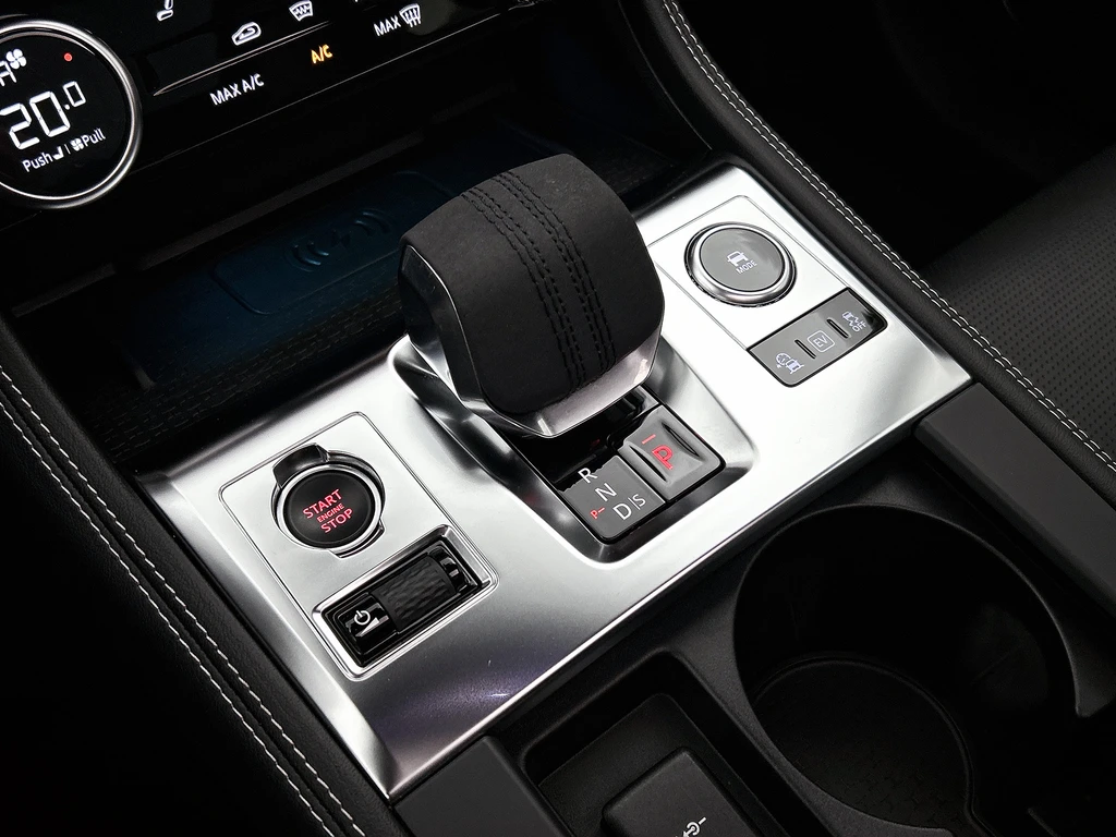 Jaguar F-PACE – foto 28