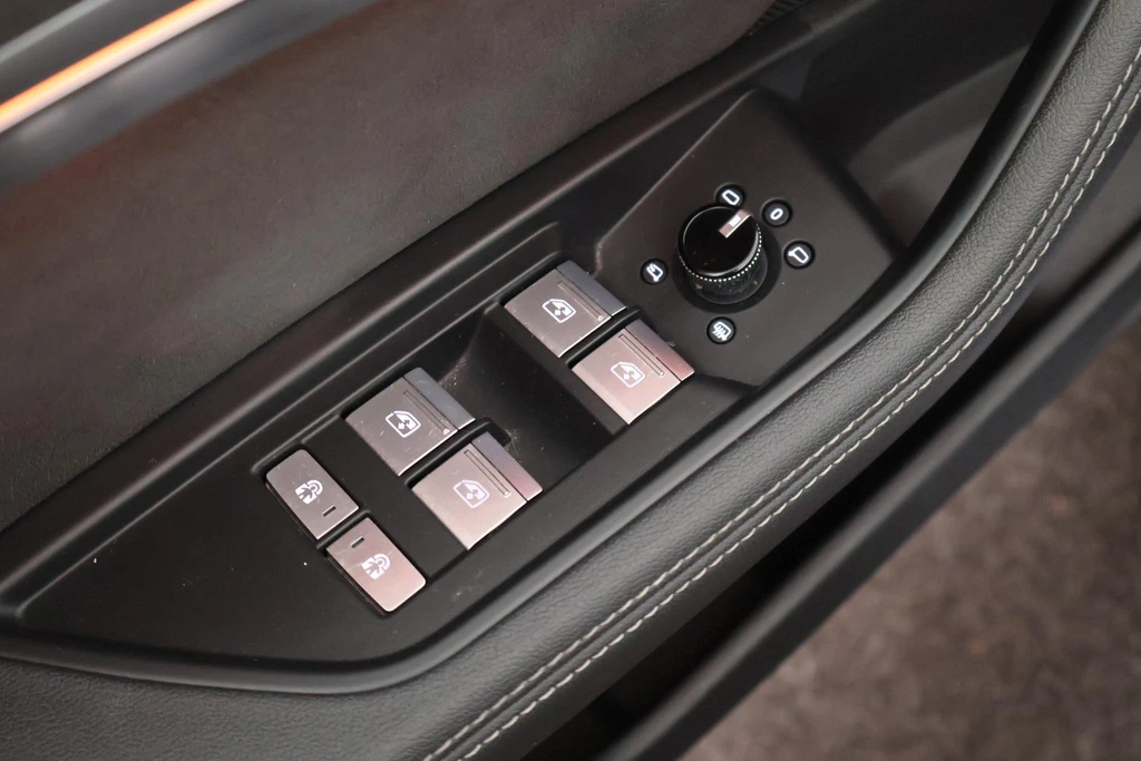 Audi e-tron – foto 14