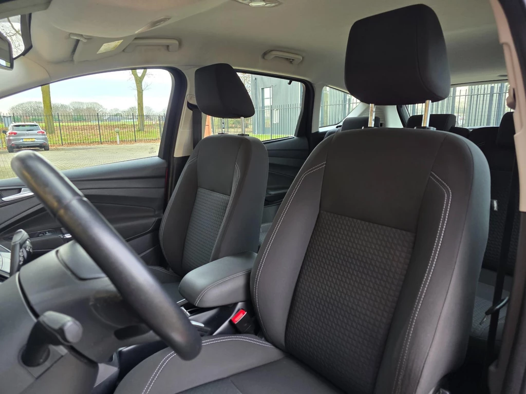 Ford C-MAX – foto 14