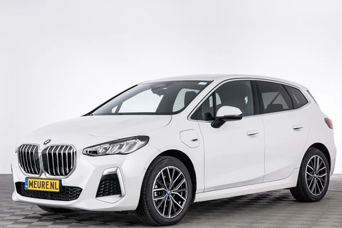 BMW 2 Serie Active Tourer 225e xDrive M Sport | Half LEDER | SFEER | CAMERA | ECC .