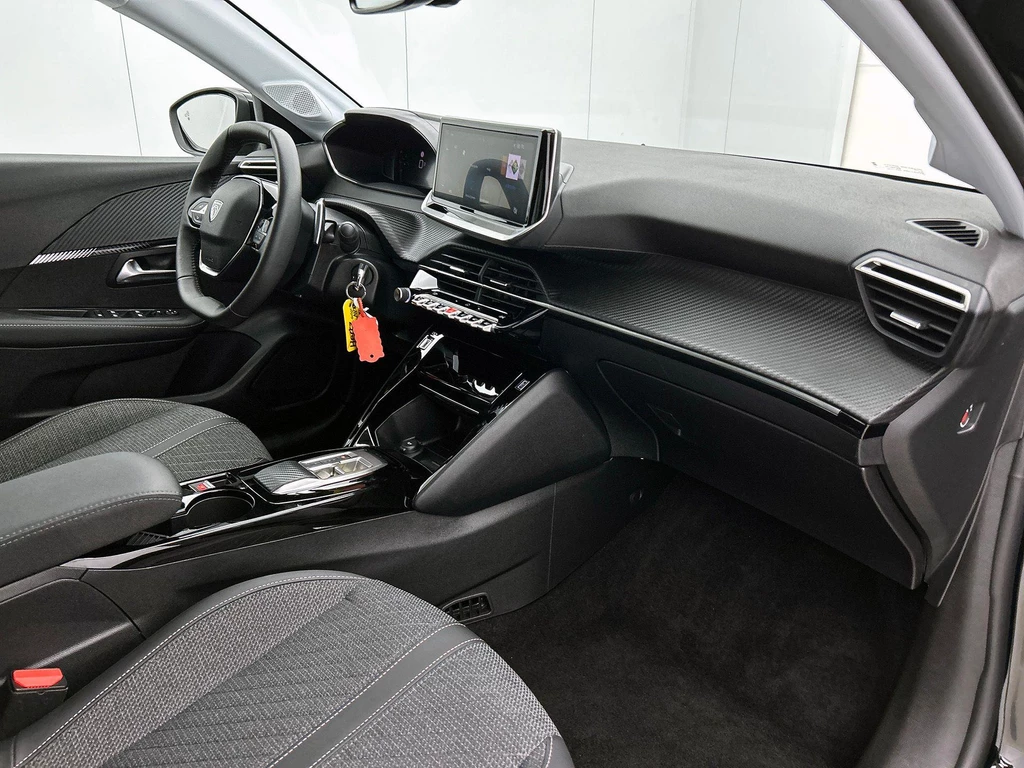 Peugeot 208 – foto 16