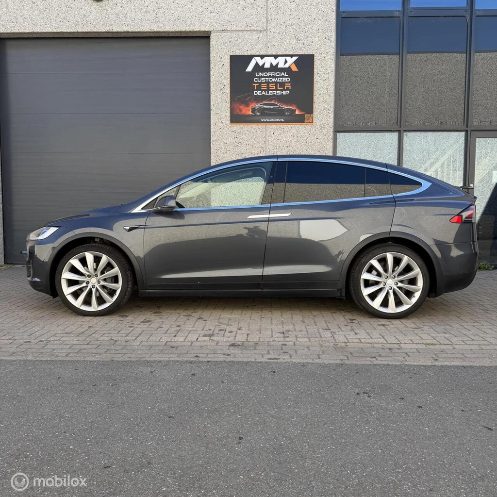 Tesla Model X – foto 2