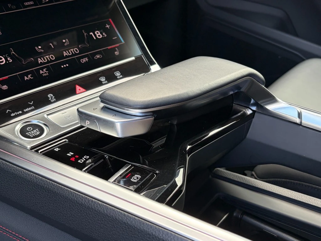 Audi Q8 e-tron – foto 24