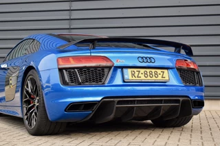 Audi R8 – thumbnail 4