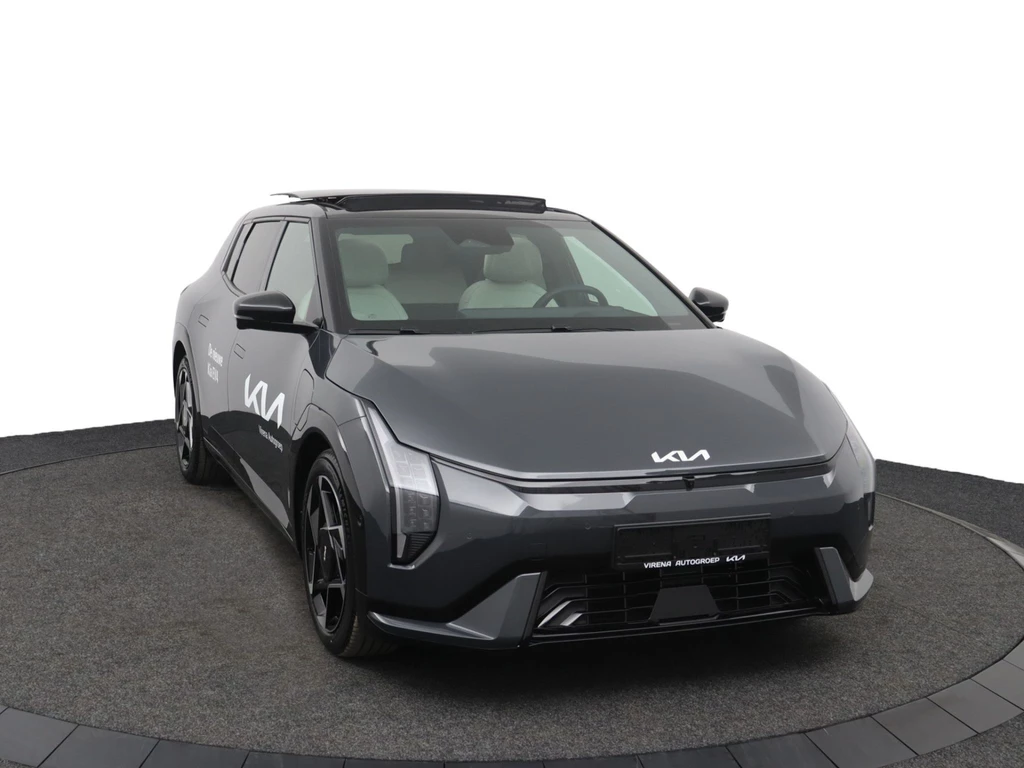 Kia EV4 – foto 12