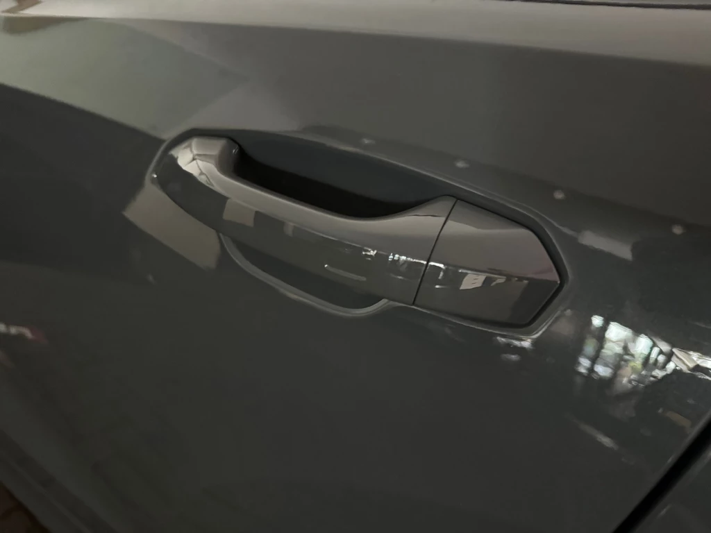 Audi RSQ8 – foto 22