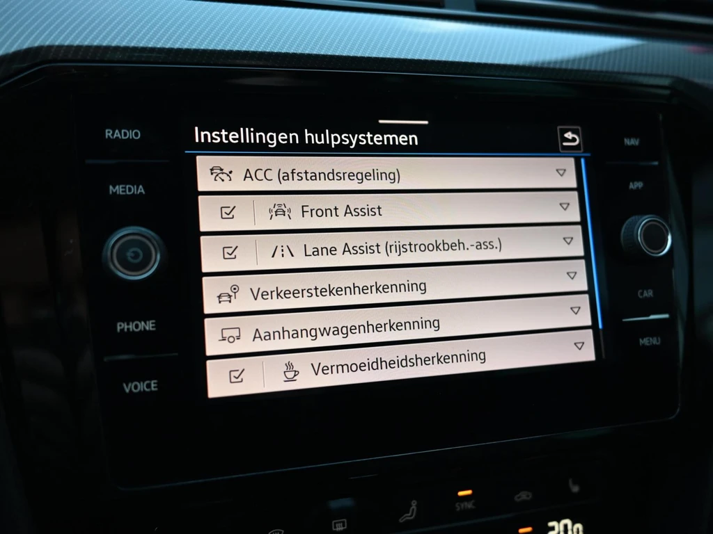 Volkswagen Passat – foto 42