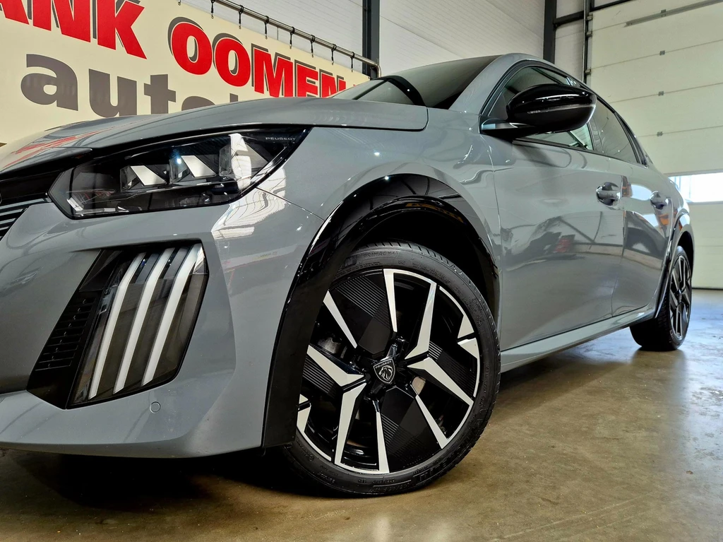 Peugeot 208 – foto 16