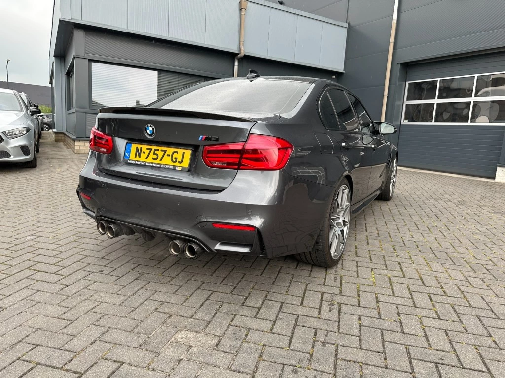 BMW M3 – foto 4