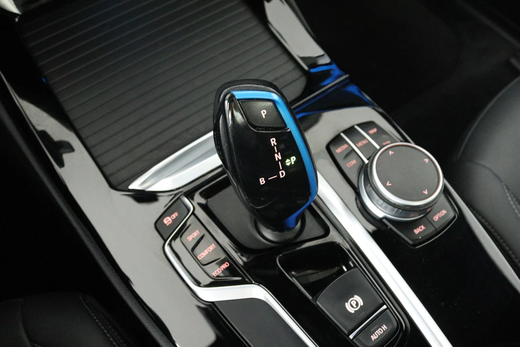 BMW iX3 – foto 21