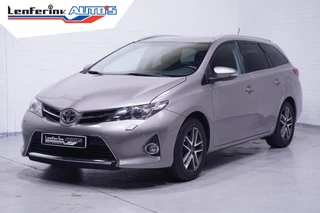 Toyota Auris – thumbnail 1