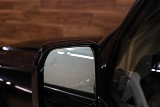 Land Rover Defender – thumbnail 17