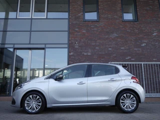 Peugeot 208 – thumbnail 1