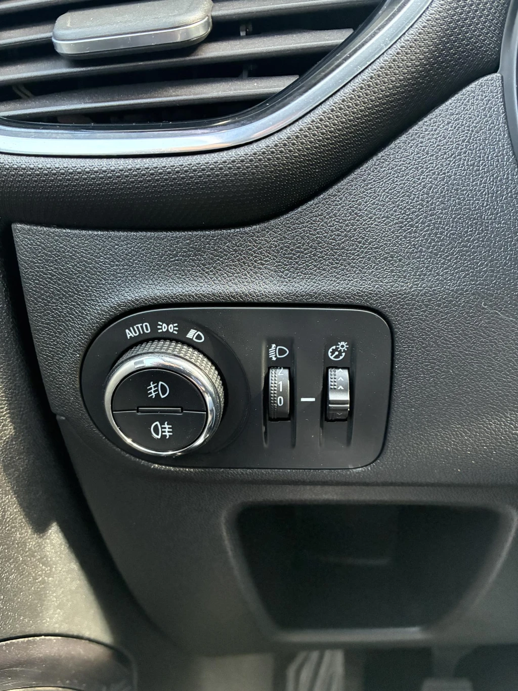 Opel Crossland X – foto 31