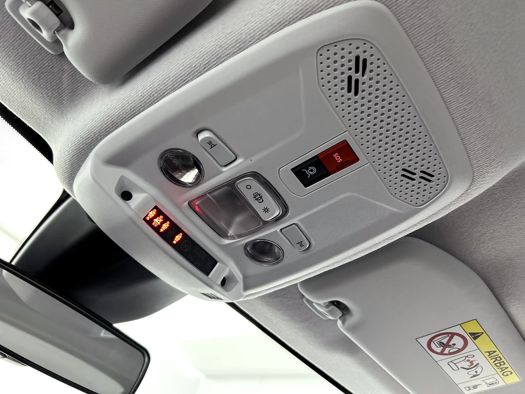 Peugeot 208 – foto 11