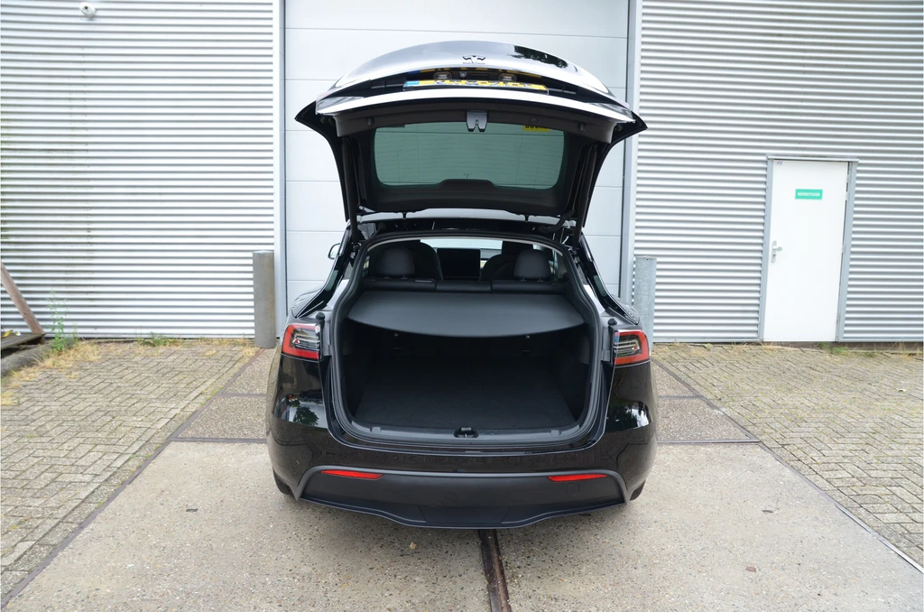 Tesla Model Y – foto 34
