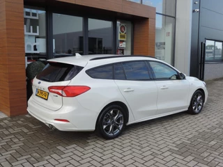 Ford Focus – thumbnail 6