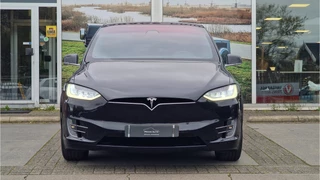 Tesla Model X – thumbnail 8