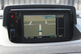 Renault Mégane Estate – thumbnail 15