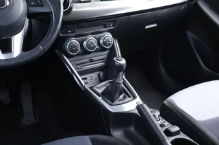 Mazda 2 – thumbnail 23