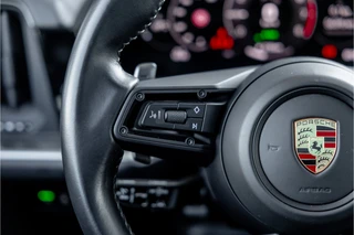 Porsche Cayenne – thumbnail 24