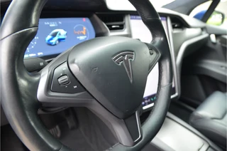 Tesla Model X – thumbnail 18