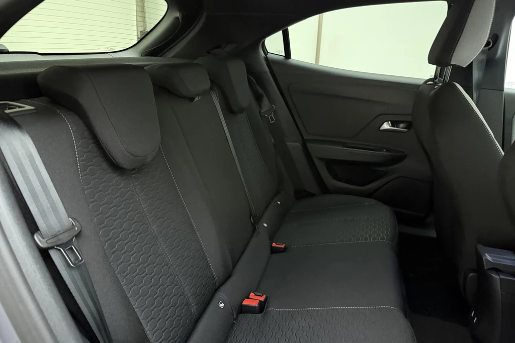 Opel Mokka-e – foto 14