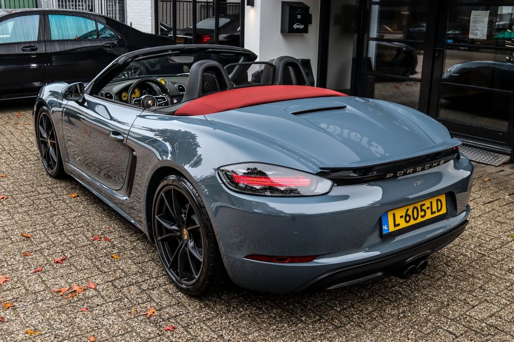 Porsche 718 – foto 8