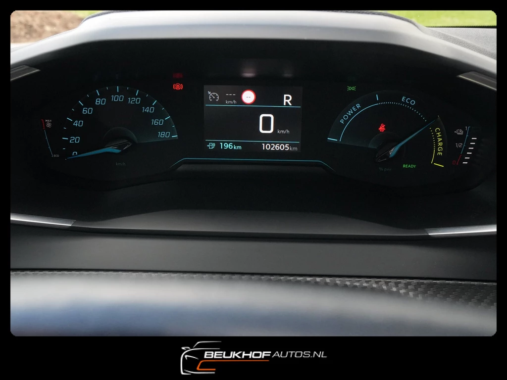 Peugeot e-208 – foto 22