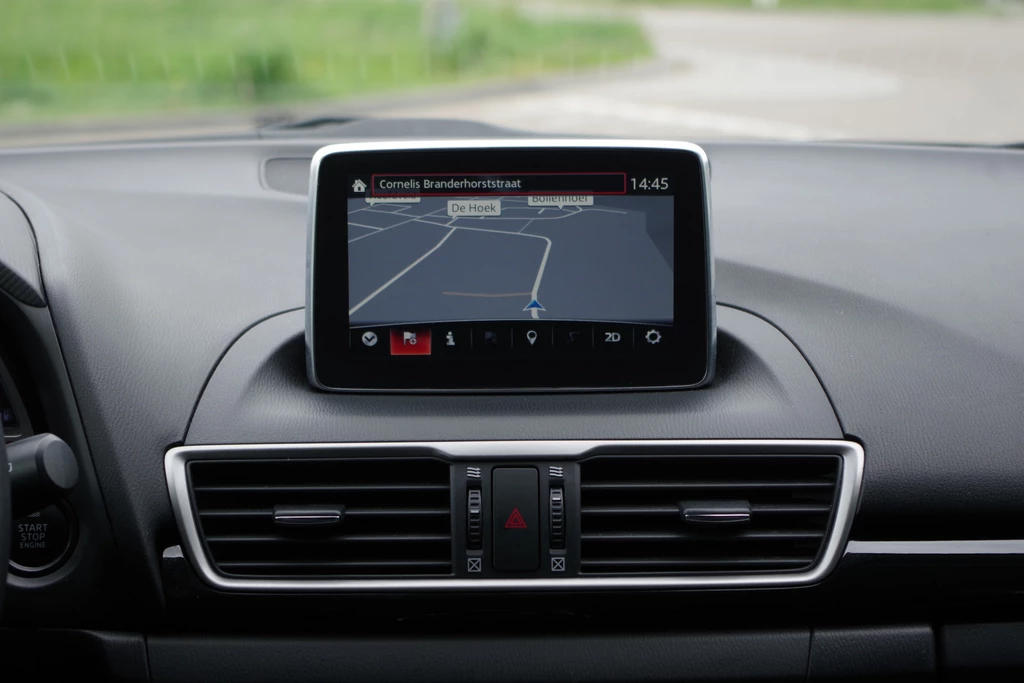 Mazda 3 – foto 11