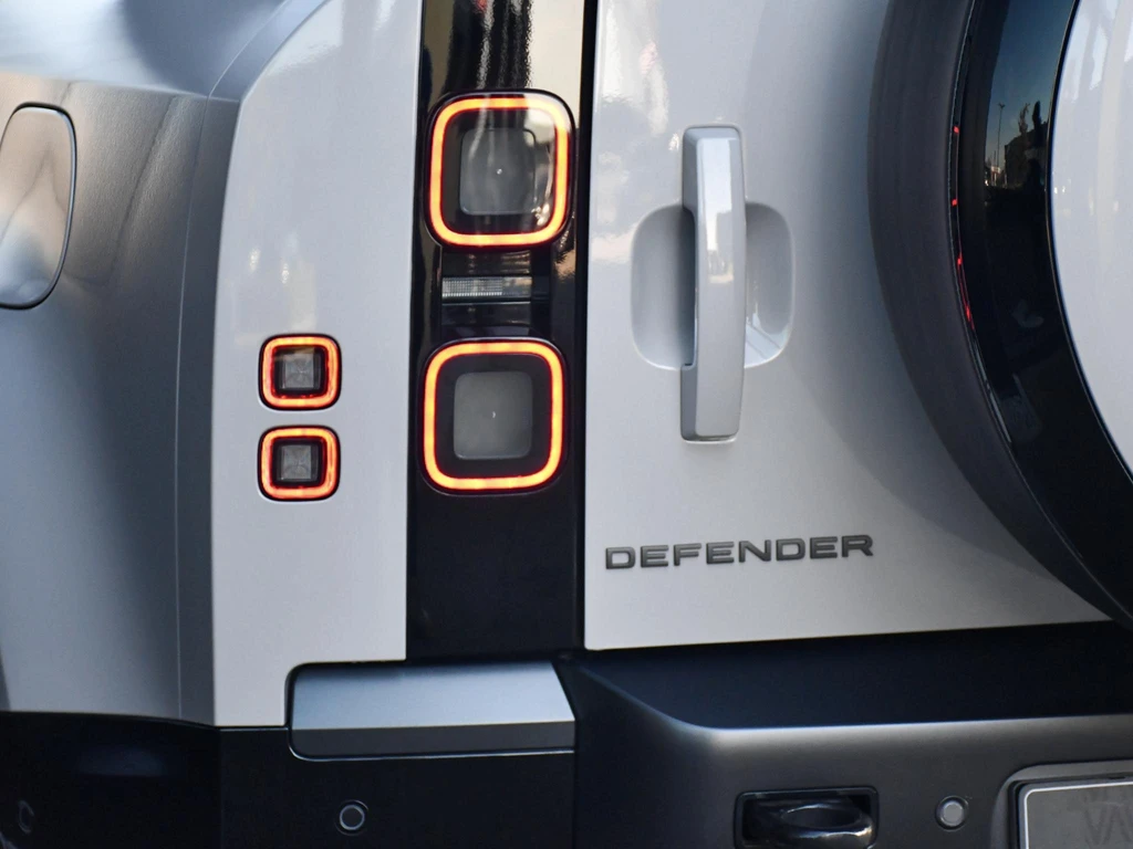 Land Rover Defender – foto 26