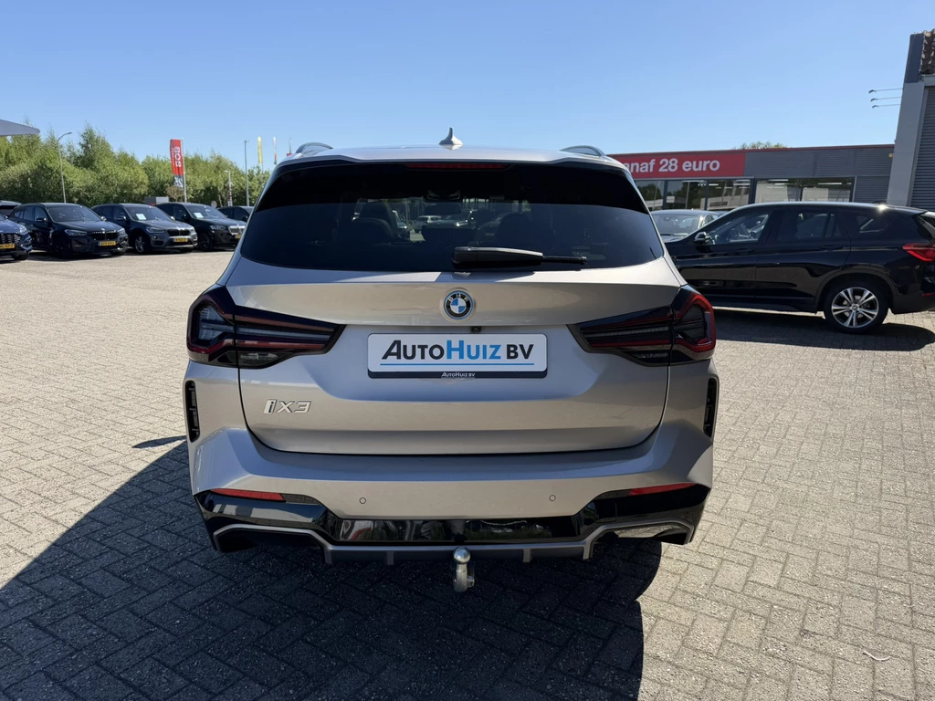 BMW iX3 – foto 4