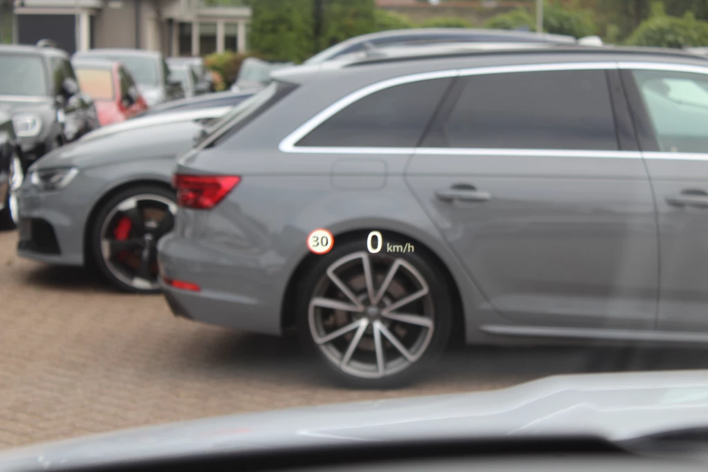 Jaguar E-PACE – foto 5