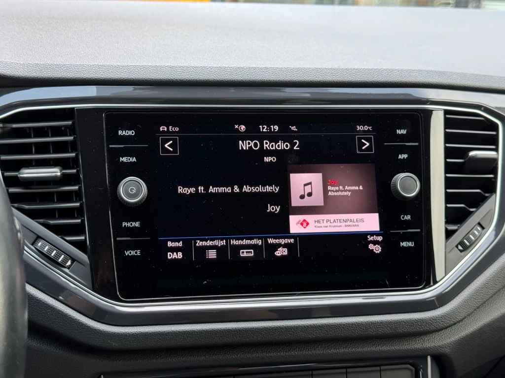 Volkswagen T-Roc – foto 14