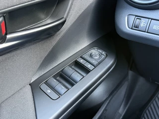 Toyota C-HR – thumbnail 12