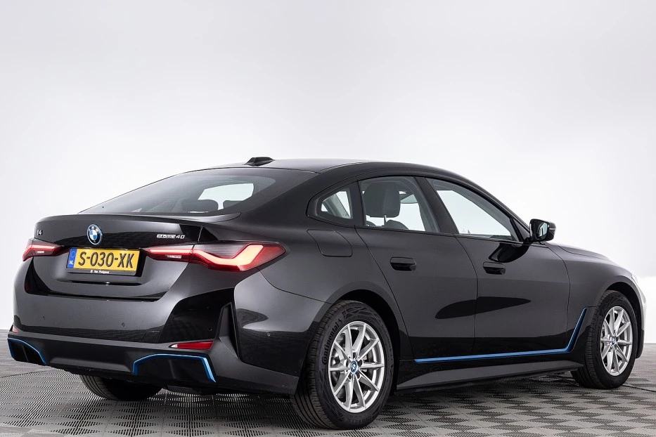 BMW i4 – foto 5