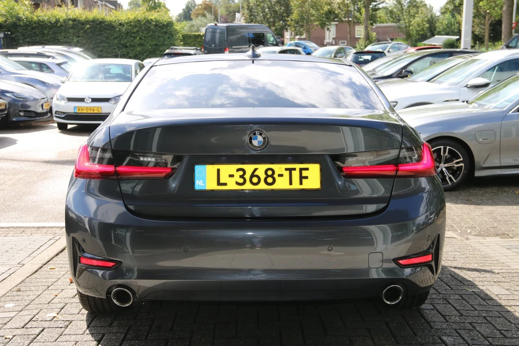 BMW 3 Serie – foto 3