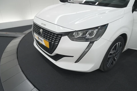 Peugeot 208 PureTech 100 Allure | Apple Carplay | Parkeersensoren | Lichtmetalen velgen