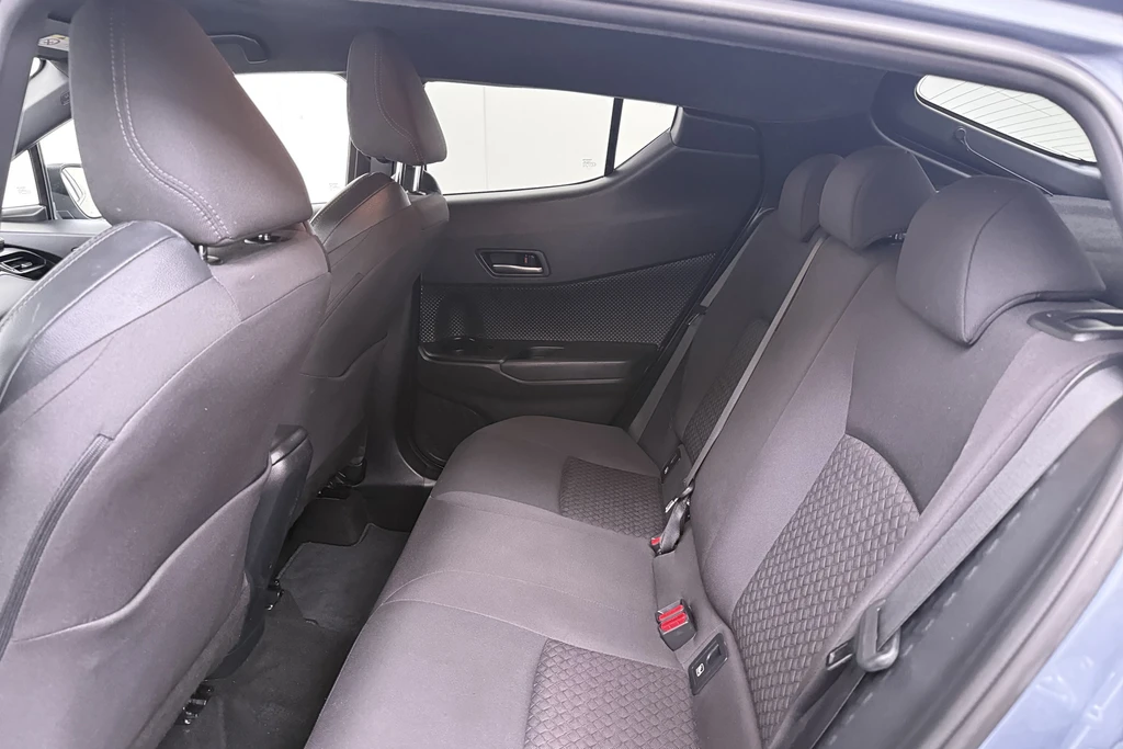 Toyota C-HR – foto 12