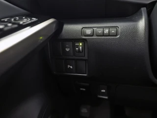 Lexus IS – thumbnail 30