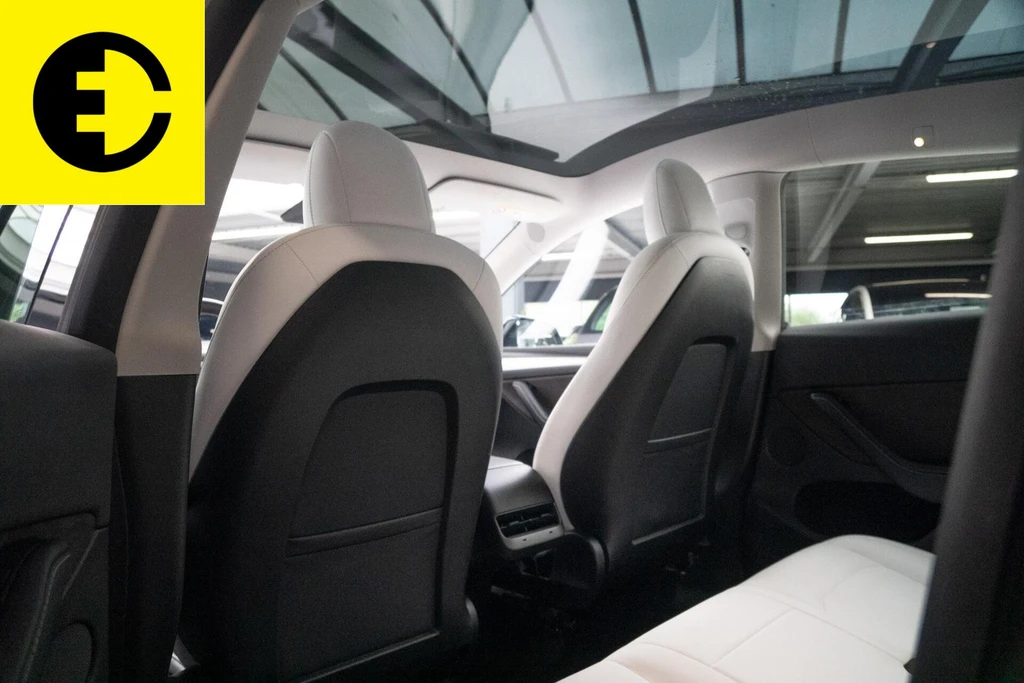 Tesla Model Y – foto 19