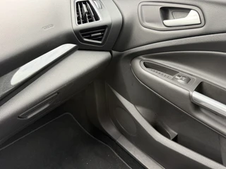 Ford Kuga – thumbnail 19